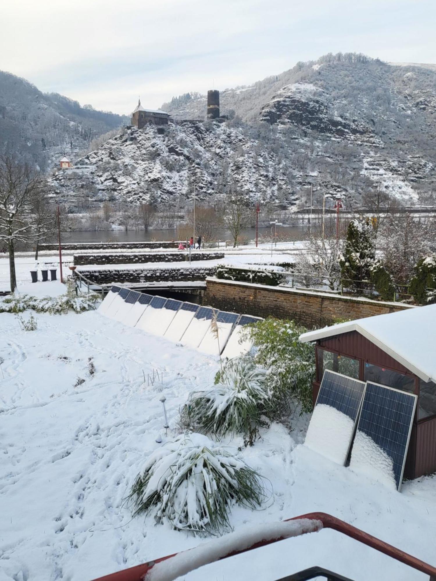 Ferienwohnung Burgener Burgblick Burgen  Exterior foto